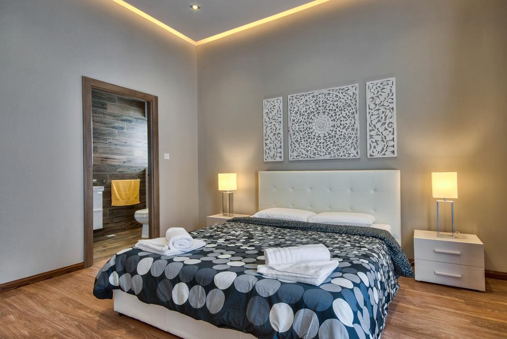 Villa Gaia - Sunset Views, Indoor Heated Pool, Sauna And Games Room Mellieha Exterior photo