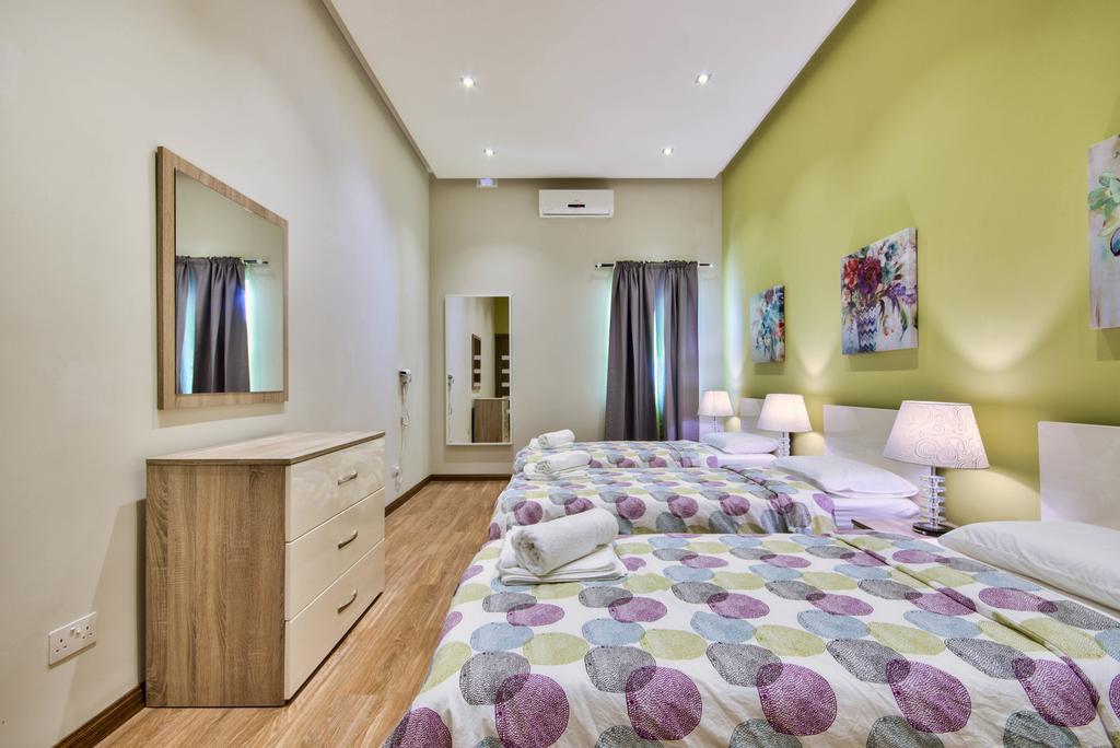 Villa Gaia - Sunset Views, Indoor Heated Pool, Sauna And Games Room Mellieha Exterior photo