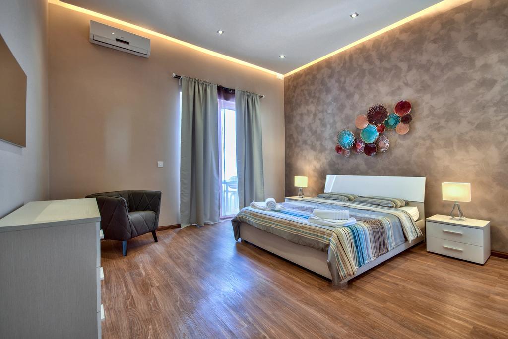 Villa Gaia - Sunset Views, Indoor Heated Pool, Sauna And Games Room Mellieha Exterior photo
