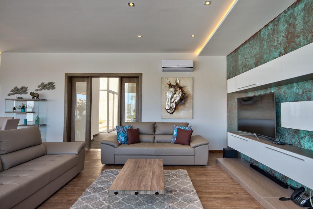 Villa Gaia - Sunset Views, Indoor Heated Pool, Sauna And Games Room Mellieha Exterior photo