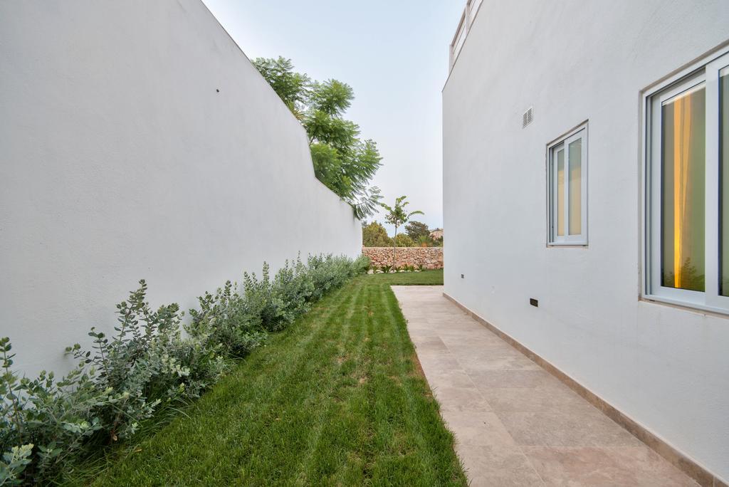 Villa Gaia - Sunset Views, Indoor Heated Pool, Sauna And Games Room Mellieha Exterior photo